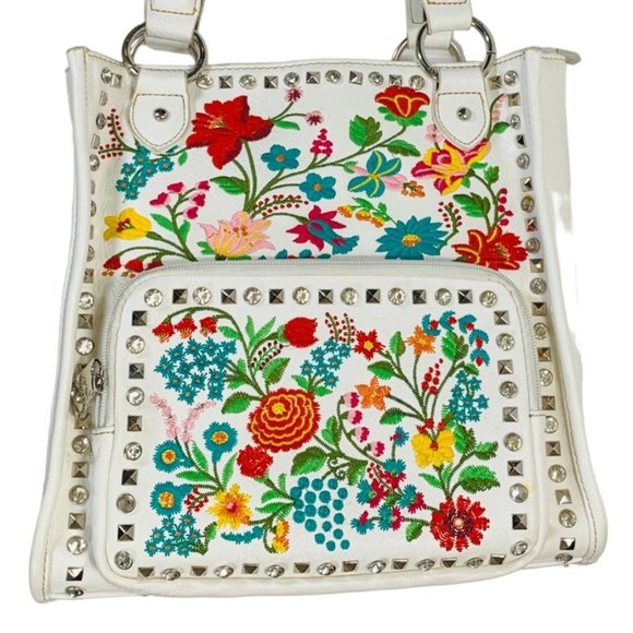 MONTANA WEST
White Floral Embroidered Shoulder Bag
ccw compatible - Picture 2 of 16